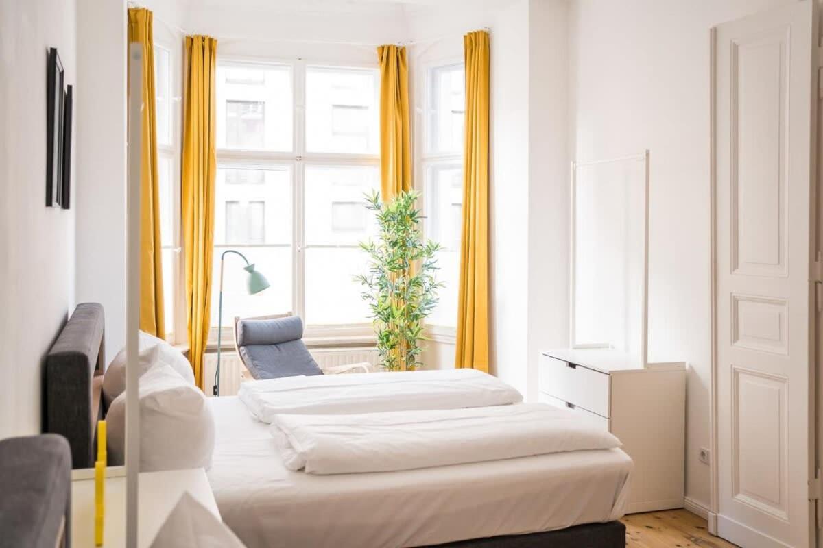 At Rosenthaler Platz Appartement *